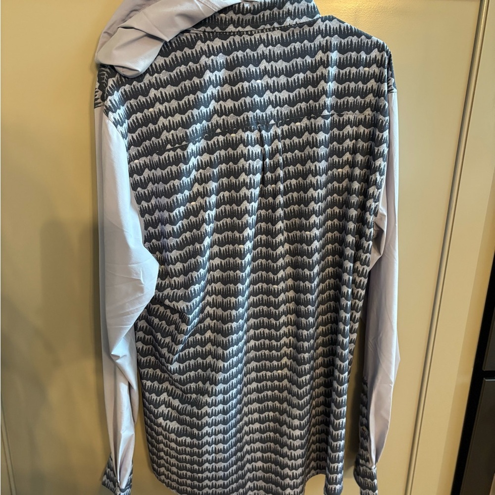 Jolly Gear triple crown button down sun hoodie M/L $95 - Picture 9 of 12